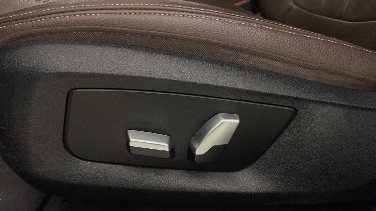 بي أم دبليو 730Li EXCLUSIVE 2 | بدون دفعة مقدمة | اختبار القيادة في المنزل