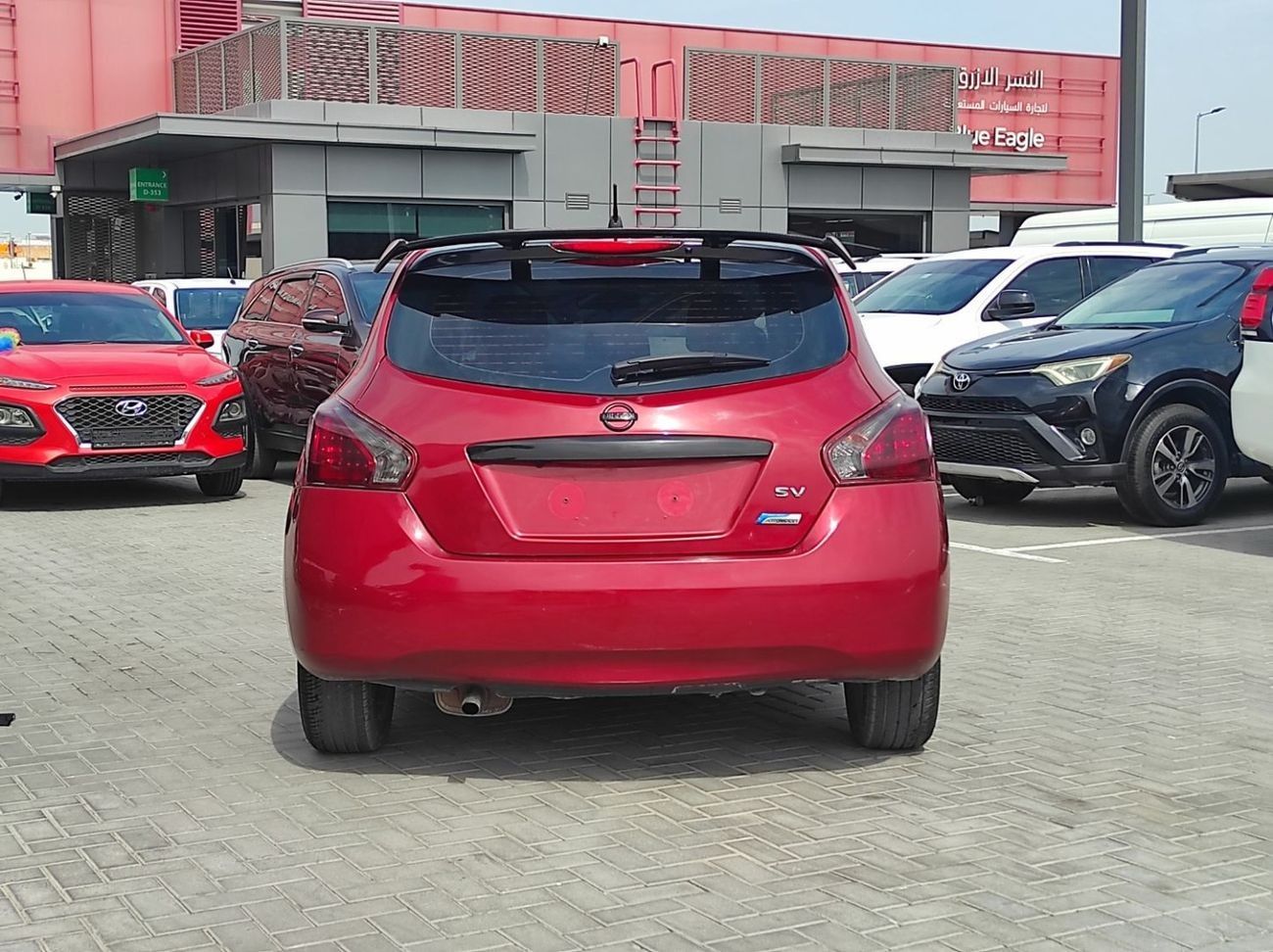 Nissan Tiida Nissan tida 2016 gcc full automatic