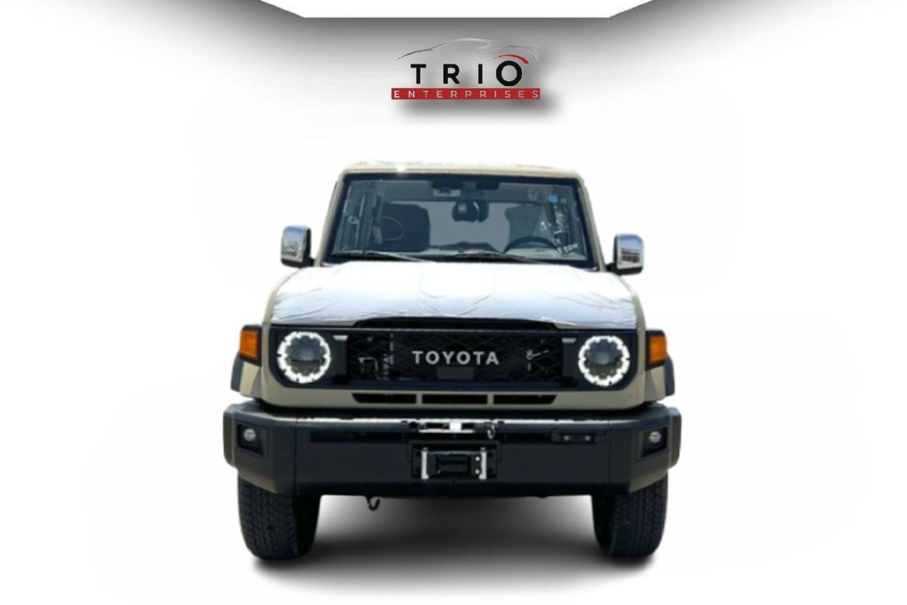 تويوتا لاند كروزر 70 2025 TOYOTA LAND CRUISER 76 SERIES 2.8L DIESEL 5 DOOR FULL OPTION WITH ALLOY WHEELS , COOL BOX , LED