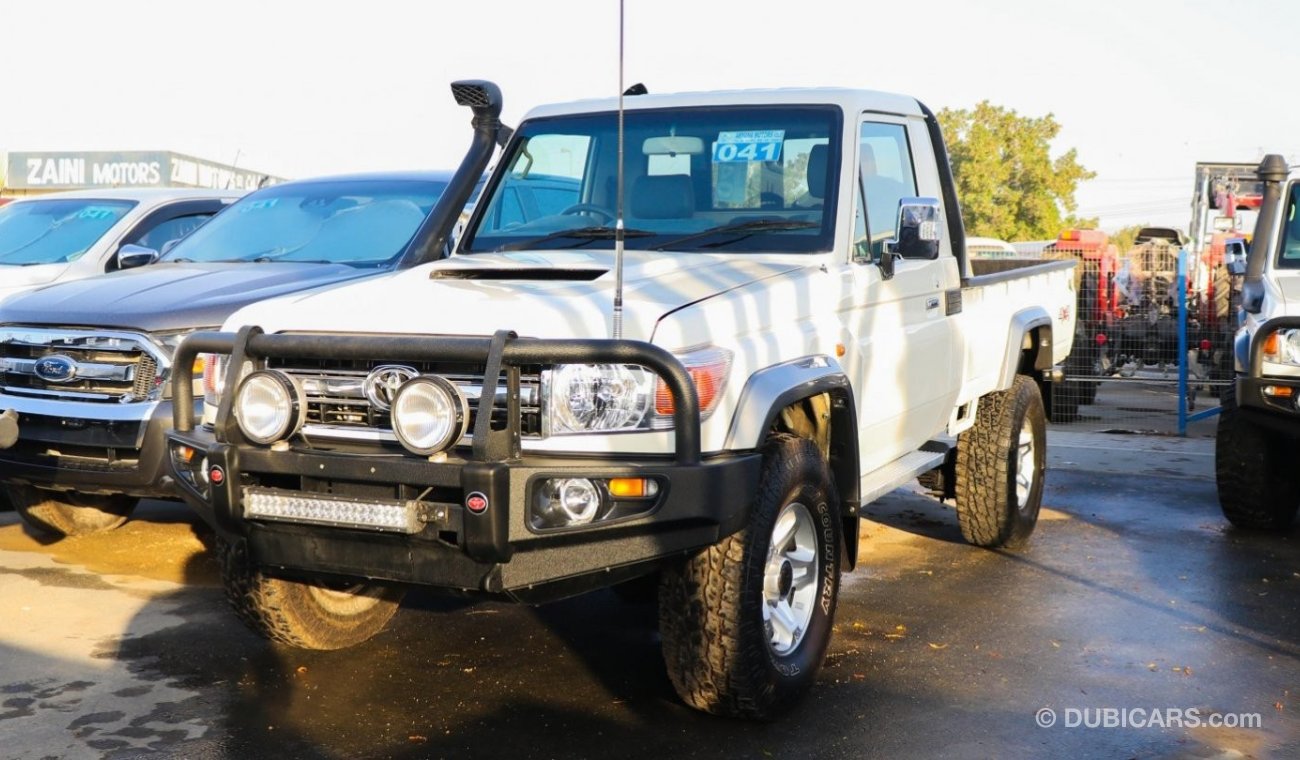 Toyota Land Cruiser Pick Up Lx v8 1vD engine clean car right hand drive