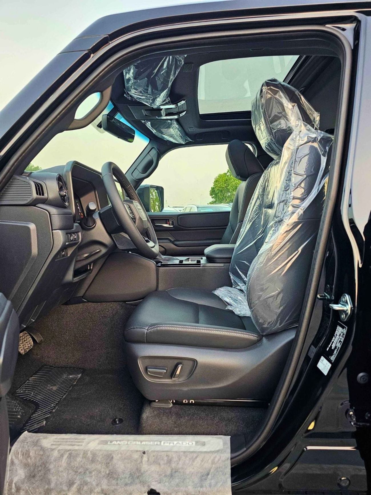 Toyota Prado ALL ROUNDER TURBO 2.4L PETROL ALL ROUNDER TURBO / 2.4L PETROL V4 / SUNROOF / DIFFLOCK / COOL BOX (CODE#PPARY)