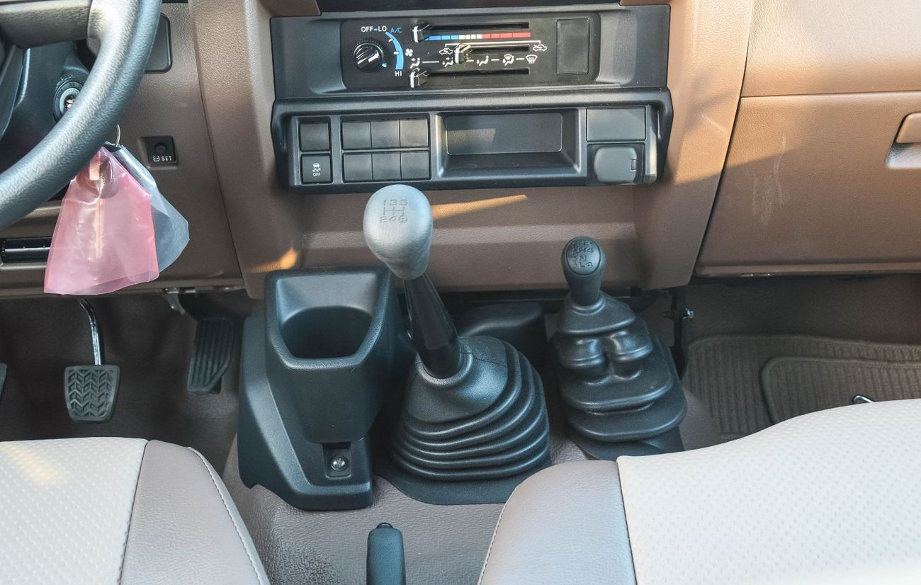 تويوتا لاند كروزر بيك آب TOYOTA LAND CRUISER 79 2.8L DC MT PICKUP 2025