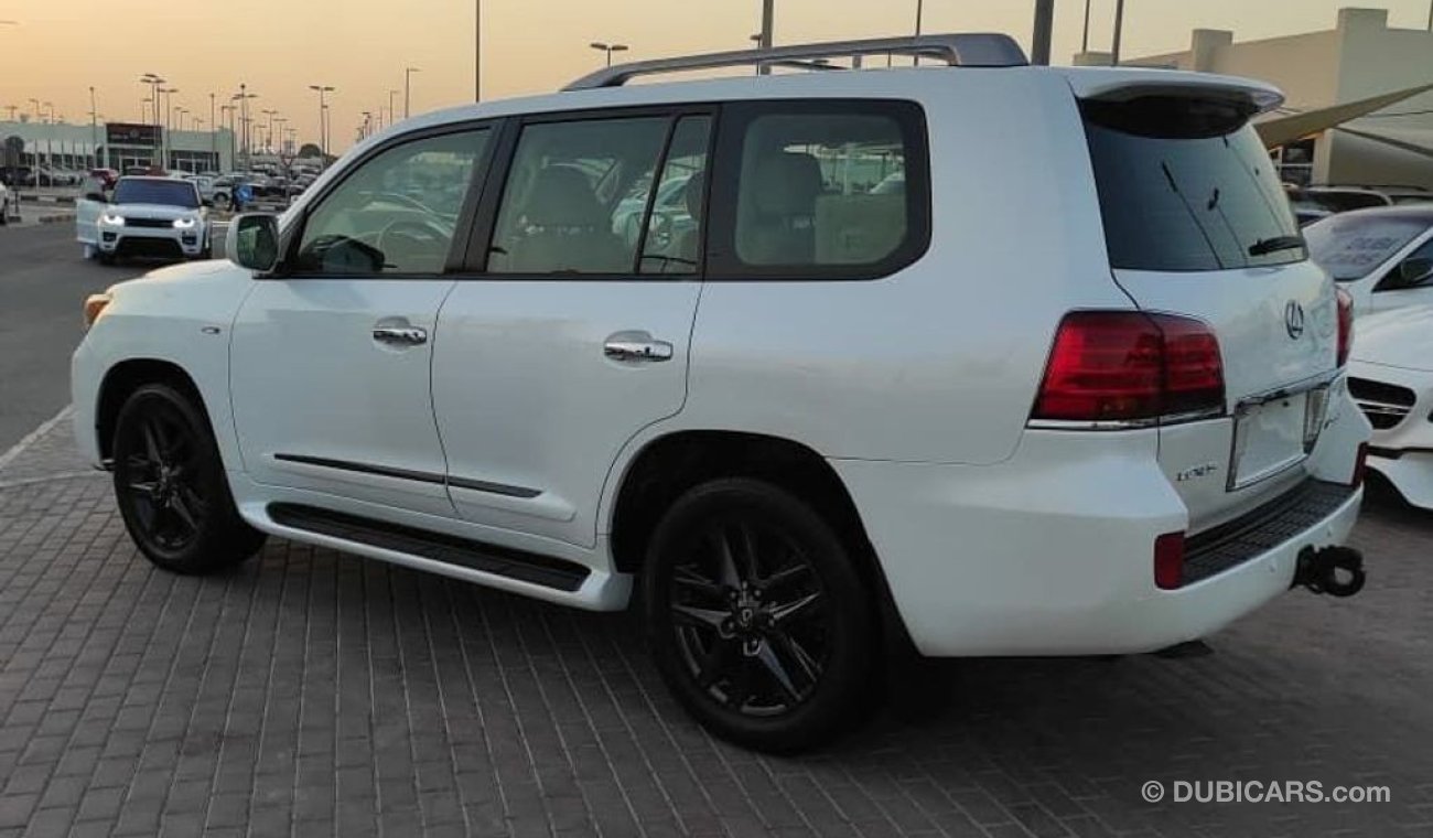 Lexus LX570