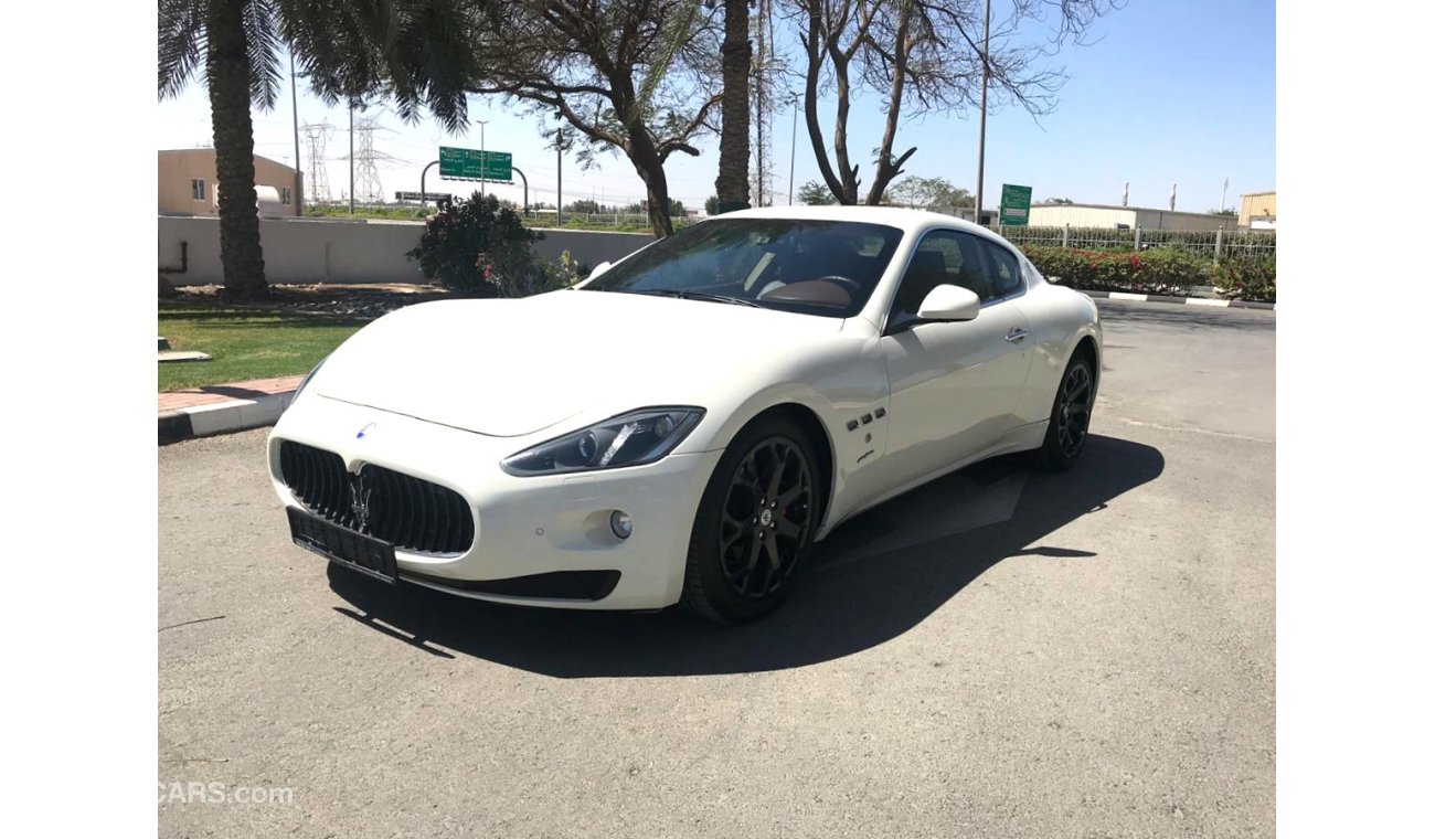 Maserati Granturismo 2014 - V8 - GCC SPECS - JUST 2454 PER MONTH - BANK LOAN WITH O DOWNPAYMENT