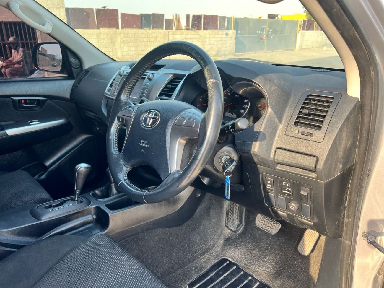 تويوتا هيلوكس