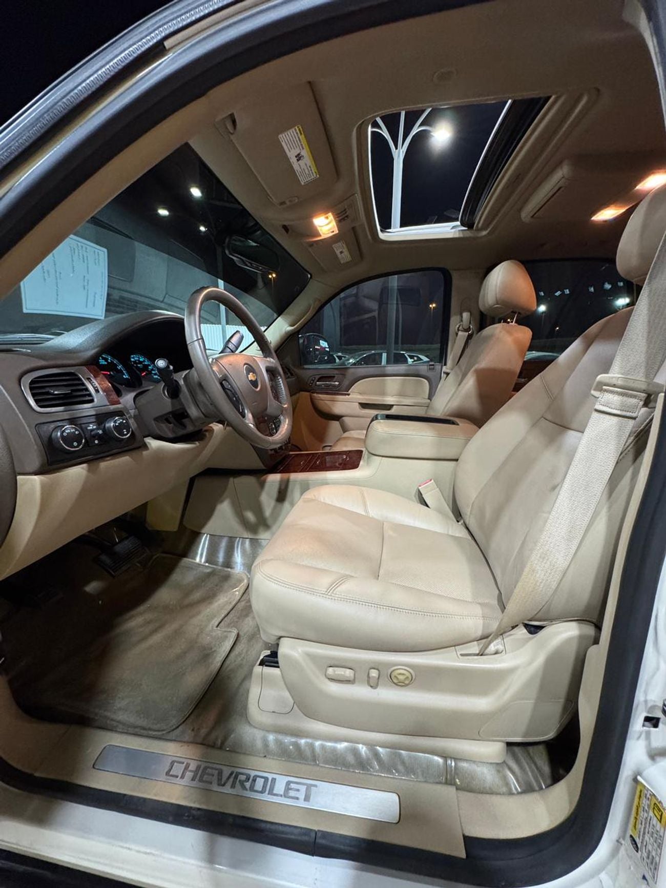 Chevrolet Tahoe LTZ 5.3L 4WD (8 Seater)