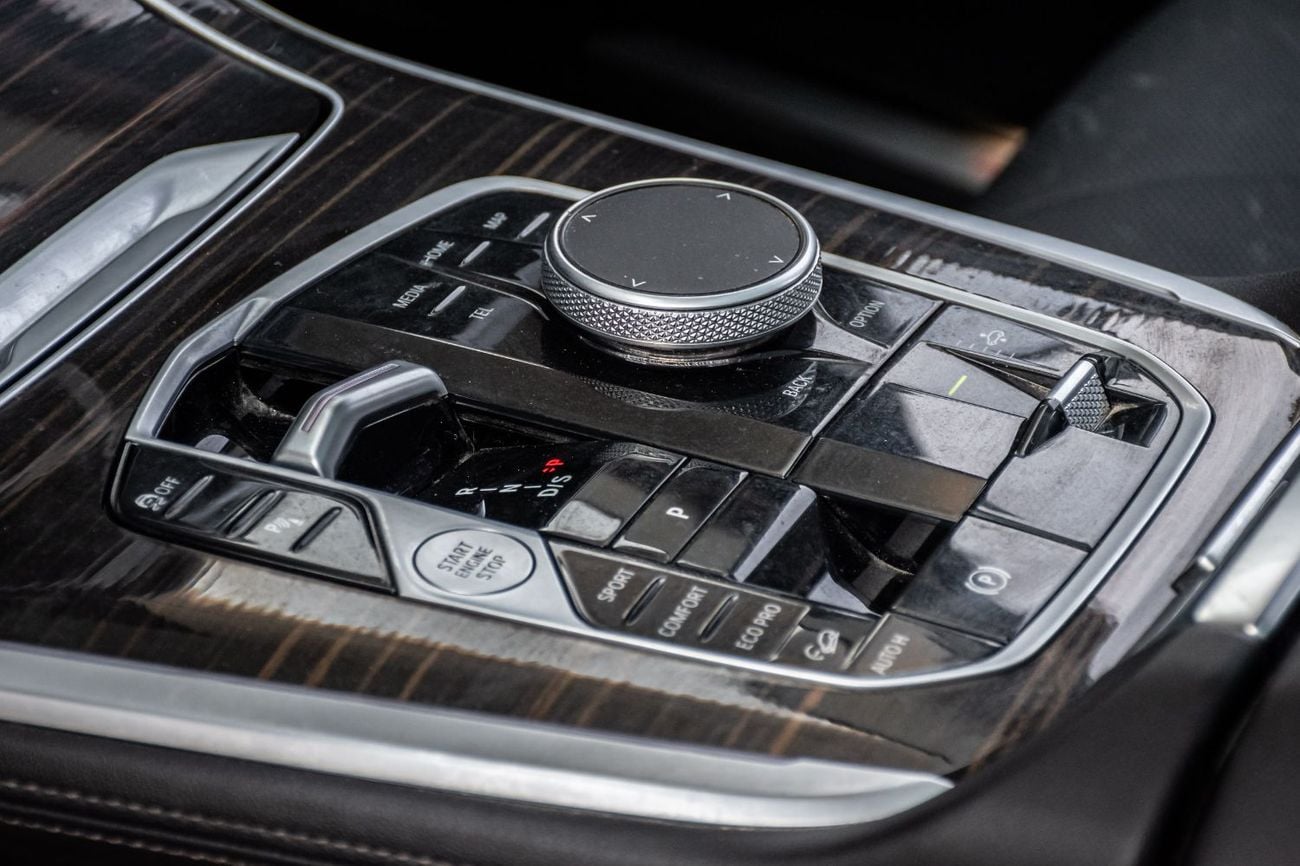 BMW X7 XDRIVE40I DESIGN PURE EXCELLENCE