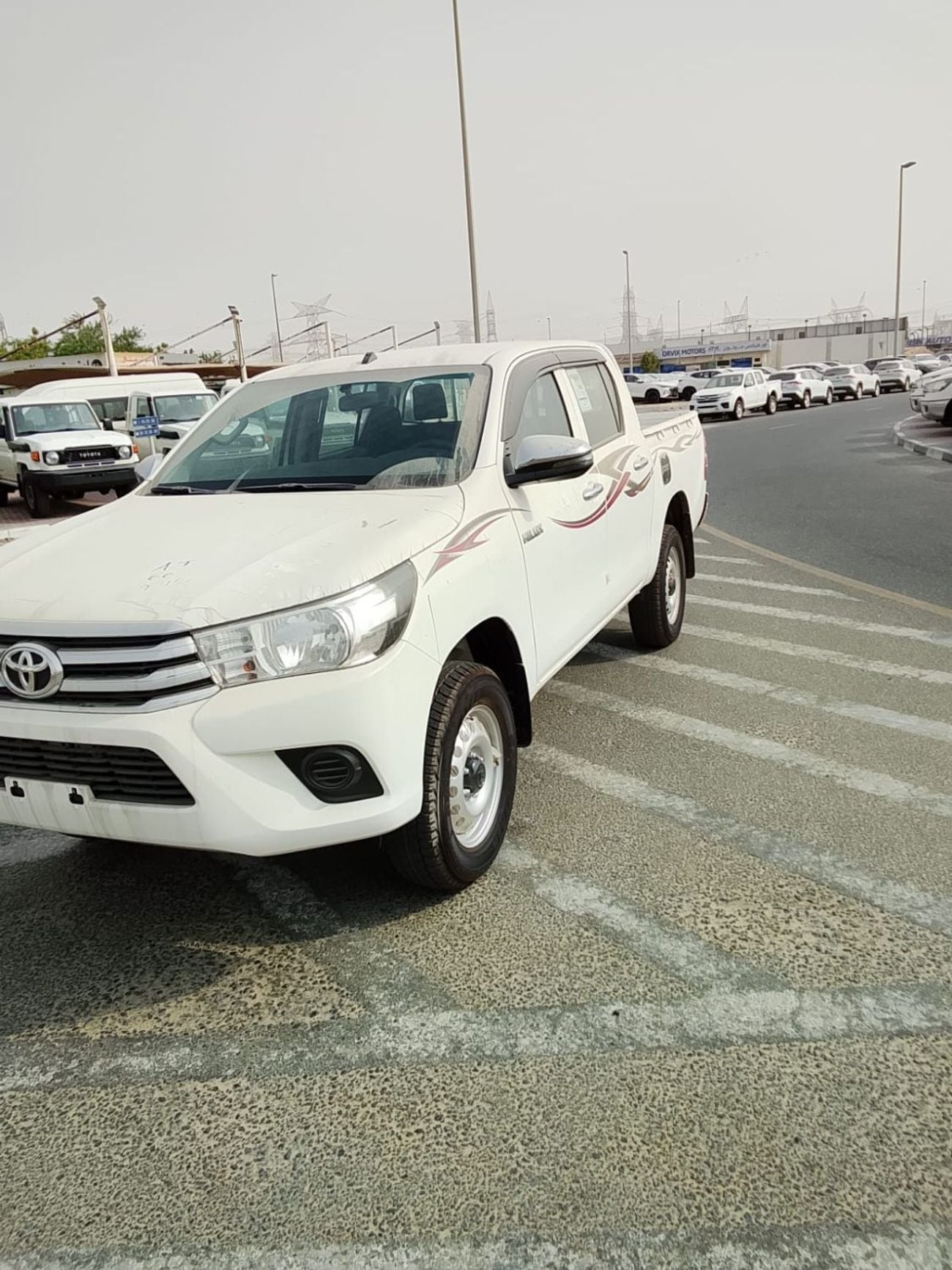 Toyota Hilux DLX Toyota Hilux 2.4 MT basic 4x4 2026 GCC