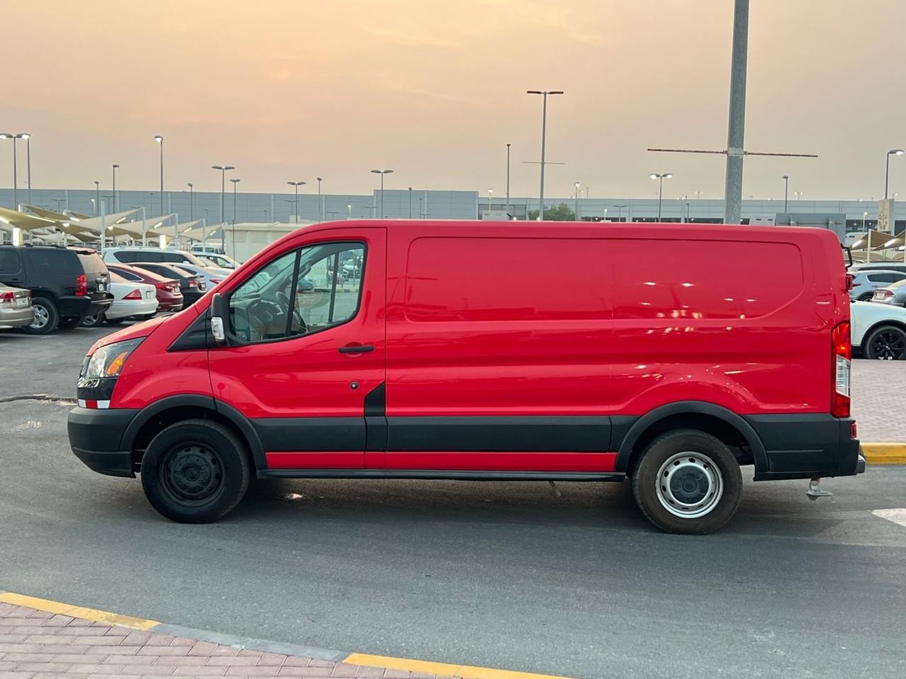 Ford Transit Custom Ford transit 250 Model 2019 Import from America Original paint no accident
