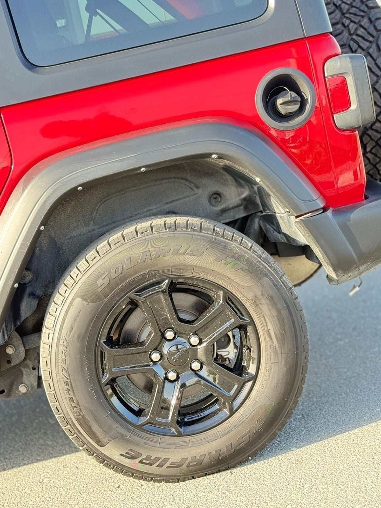 جيب رانجلر أنليميتد Unlimited Sport S 2.0L A/T