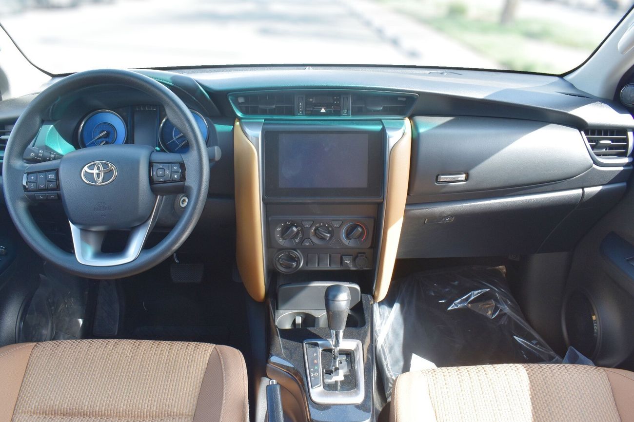 Toyota Fortuner DIESEL ,2.4L V4, STD 17' STL WHL, 2AB KNEE MATERIAL, PHANTOM BROWN INSIDE (CODE: TFR242401)