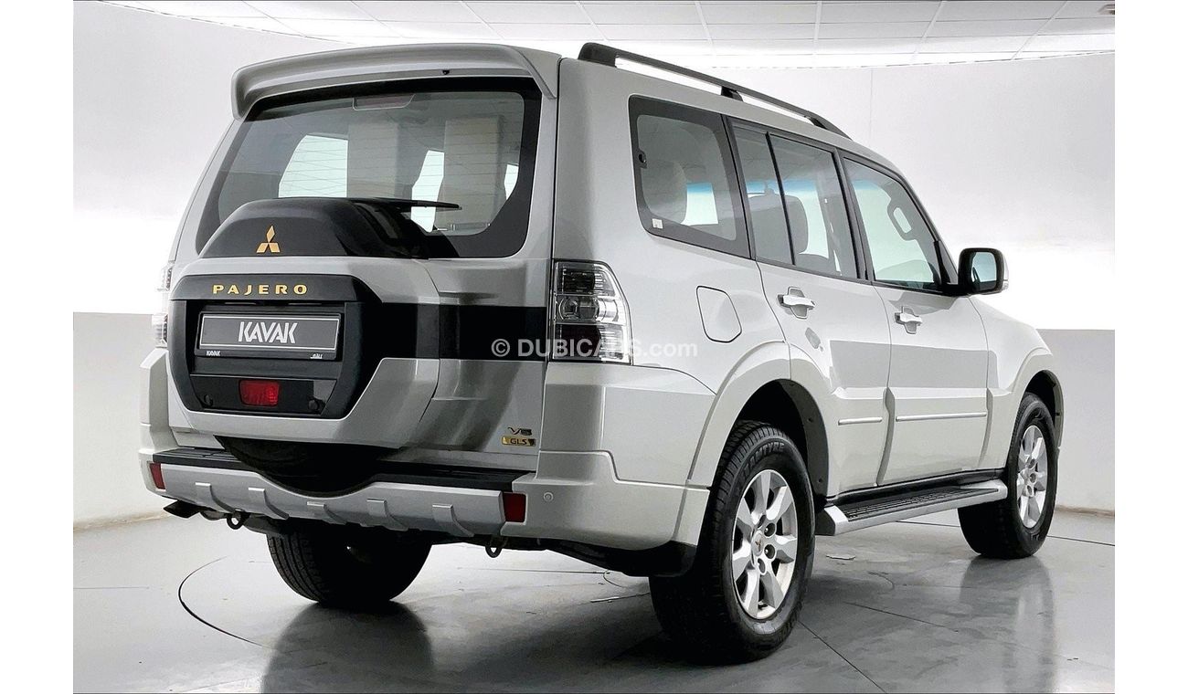 ميتسوبيشي باجيرو GLS Midline