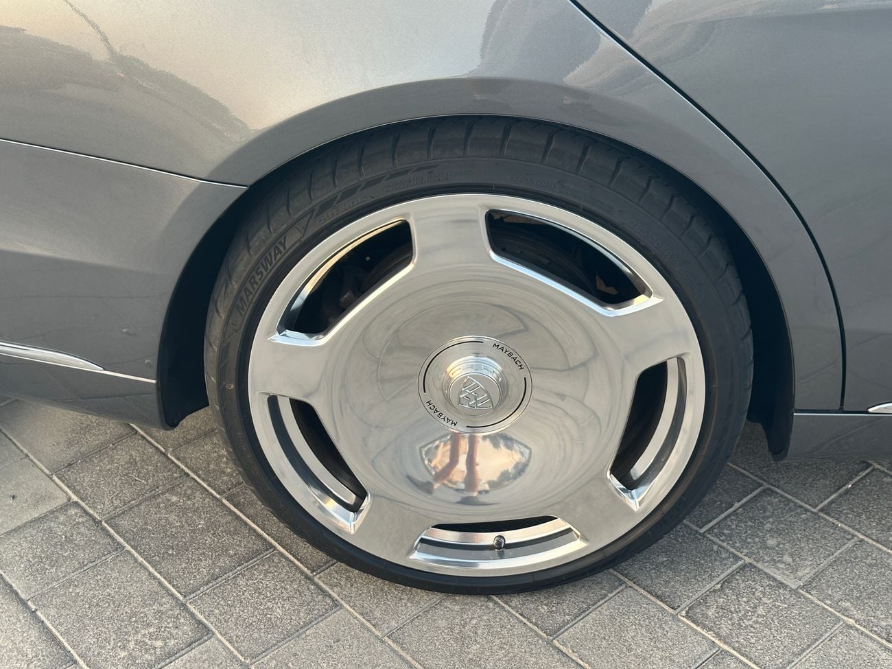 مرسيدس بنز S 600 LWB