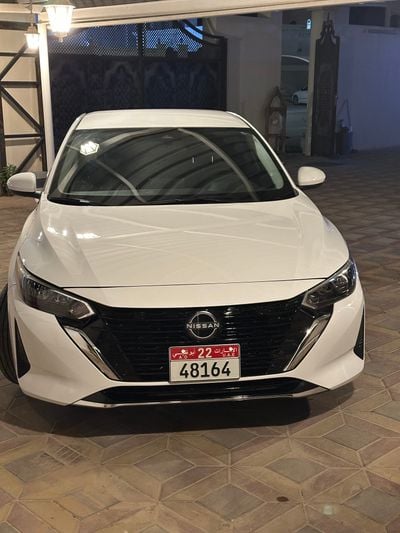 Nissan Sentra Sentra SV 1/2