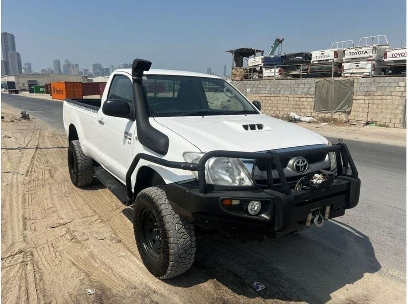 Toyota Hilux diesel 3.0 liter manual right hand drive