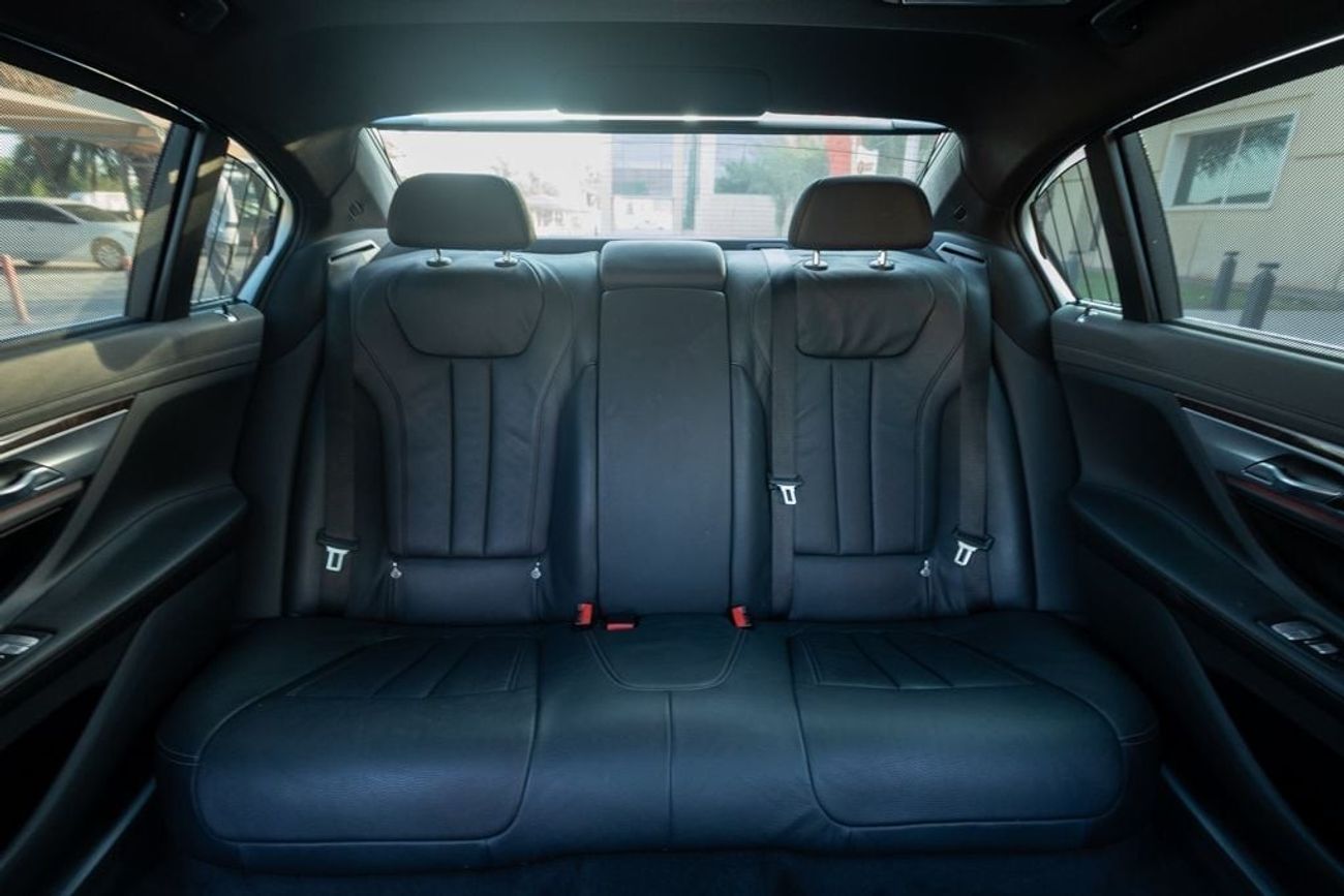 BMW 740Li Exlusive G12