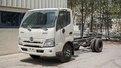 Hino 300 HINO 300 SERIES 4.0 CAB 4X2 -2024YM