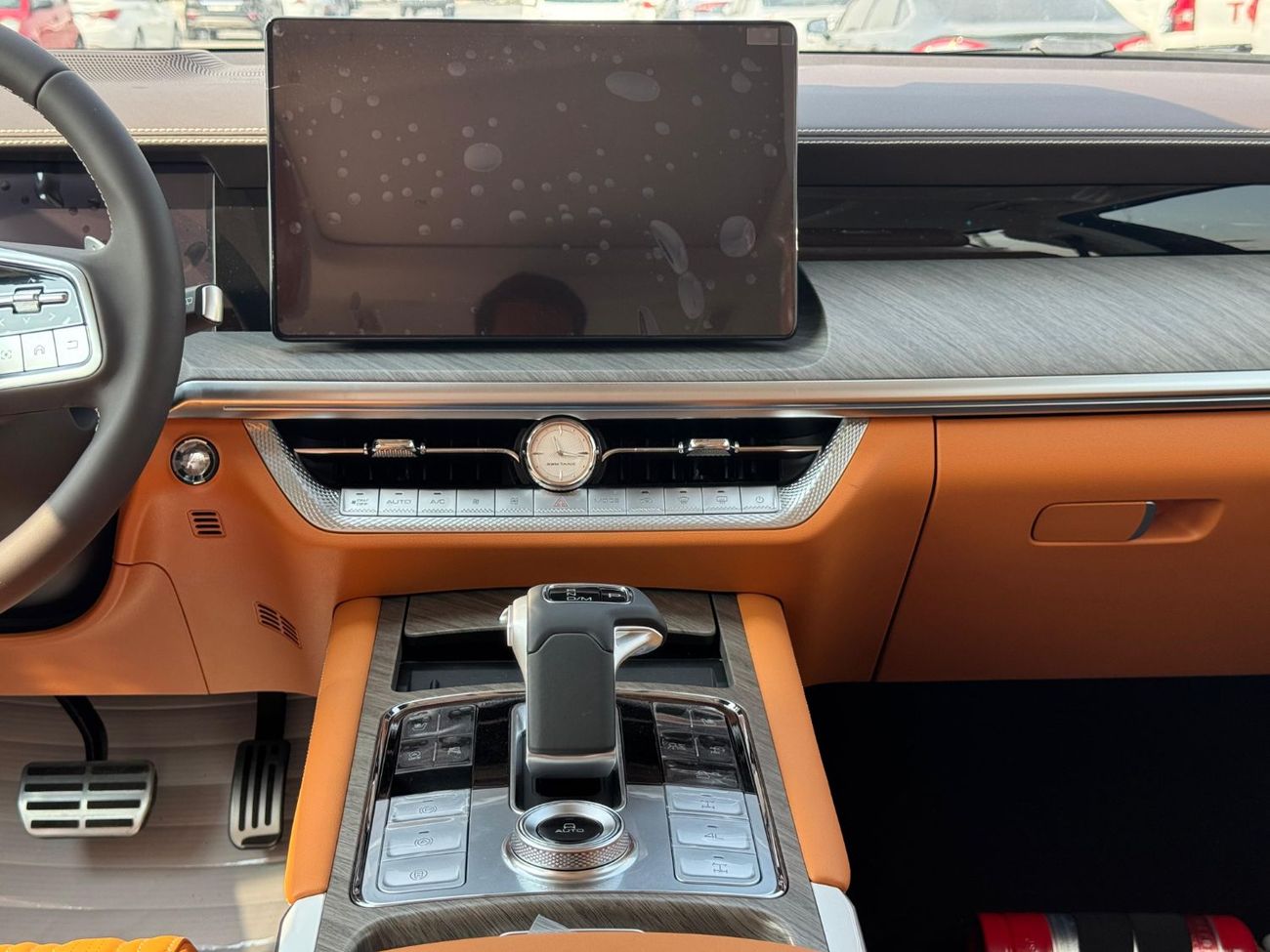 Tank 500 3.0L Petrol V6 4WD 2026 Export Price @ 153,000 AED