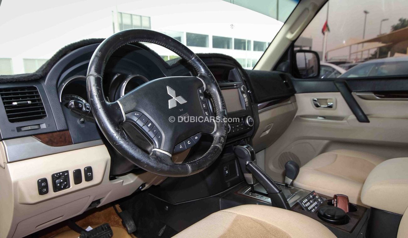 Mitsubishi Pajero 3.8 V6