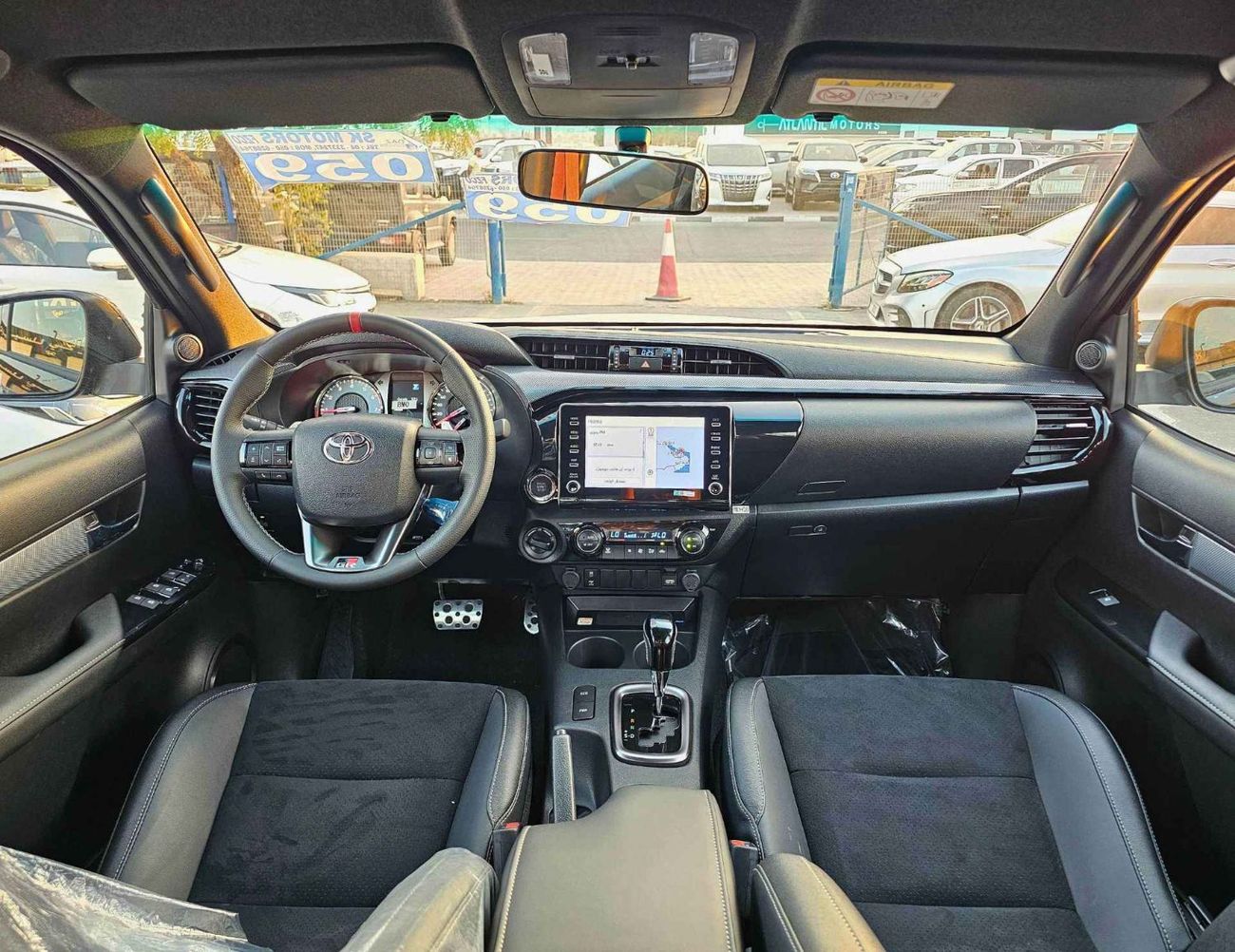 Toyota Hilux GR SPORT WIDE BODY / 4.0L V6 PETROL / OVER FENDER / 360*CAMERA / DRIVER PWR SEATS  (CODE#H4GRY)