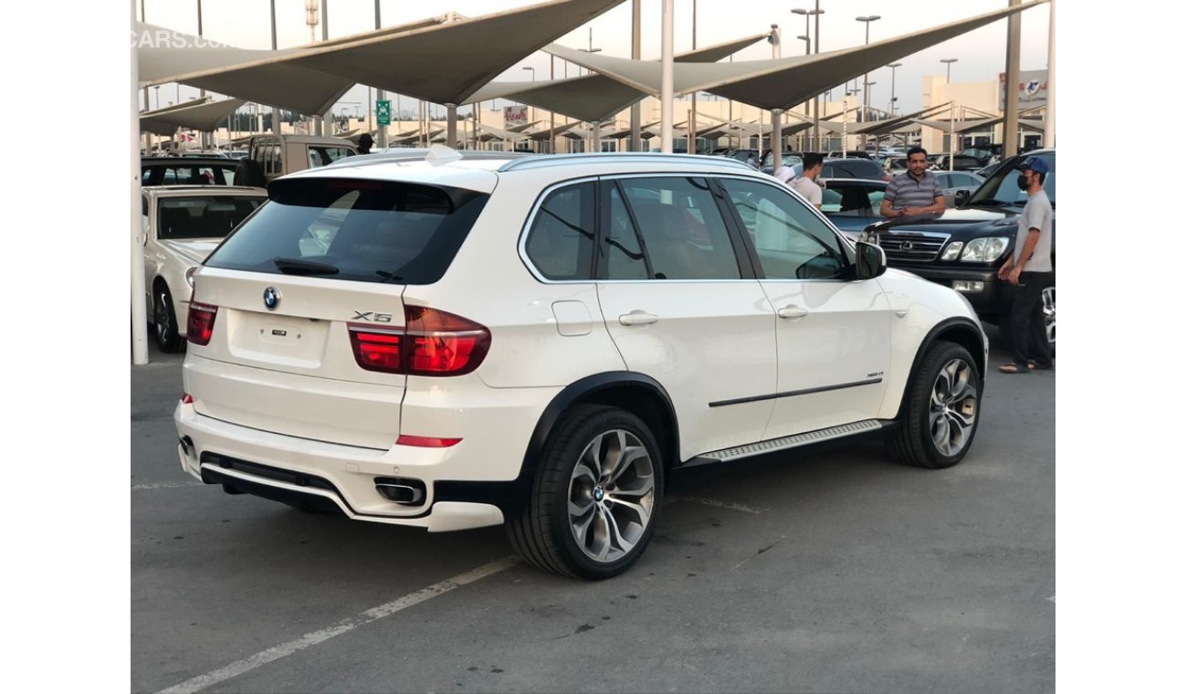 BMW X5 Bmw X5 model 2013 GCC car prefect condition full option low mileage panoramic roof leather seats ba