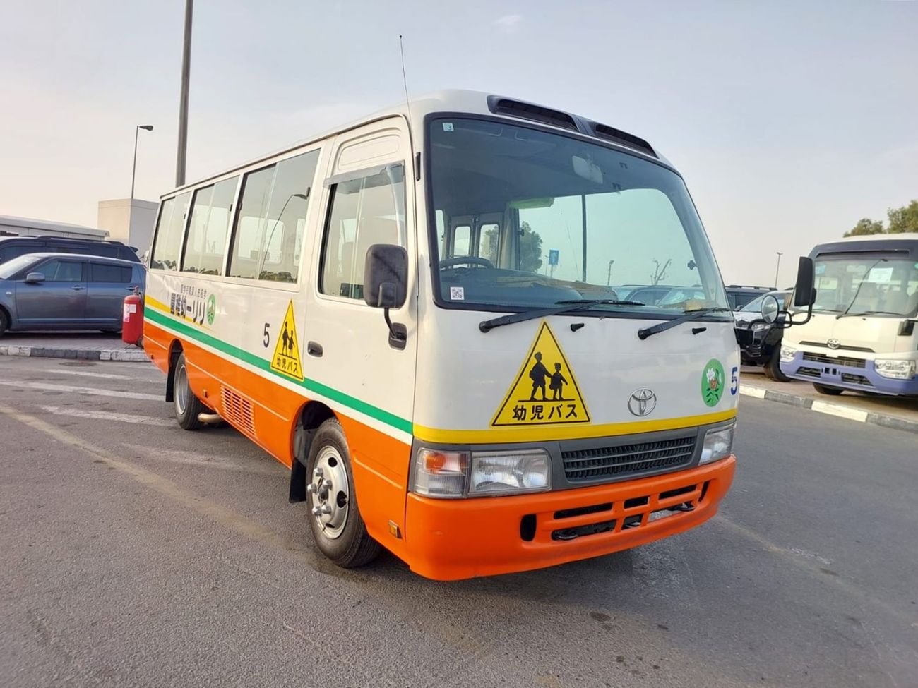 تويوتا كوستر TOYOTA COASTER BUS RHD 2006 MODEL 4.0 L DIESEL AUTOMATIC(PM50981)