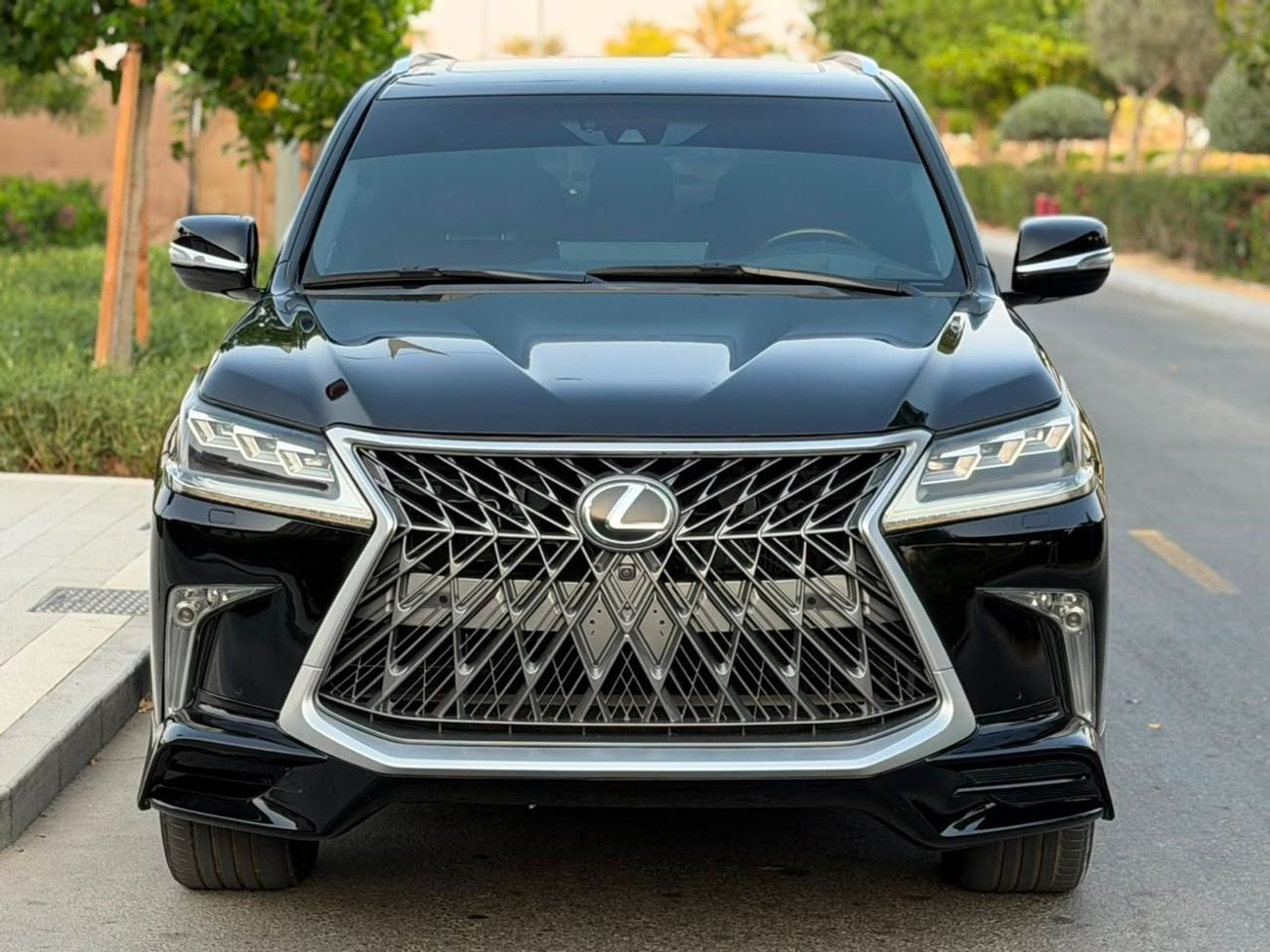 Lexus LX570 SPORT PLUS