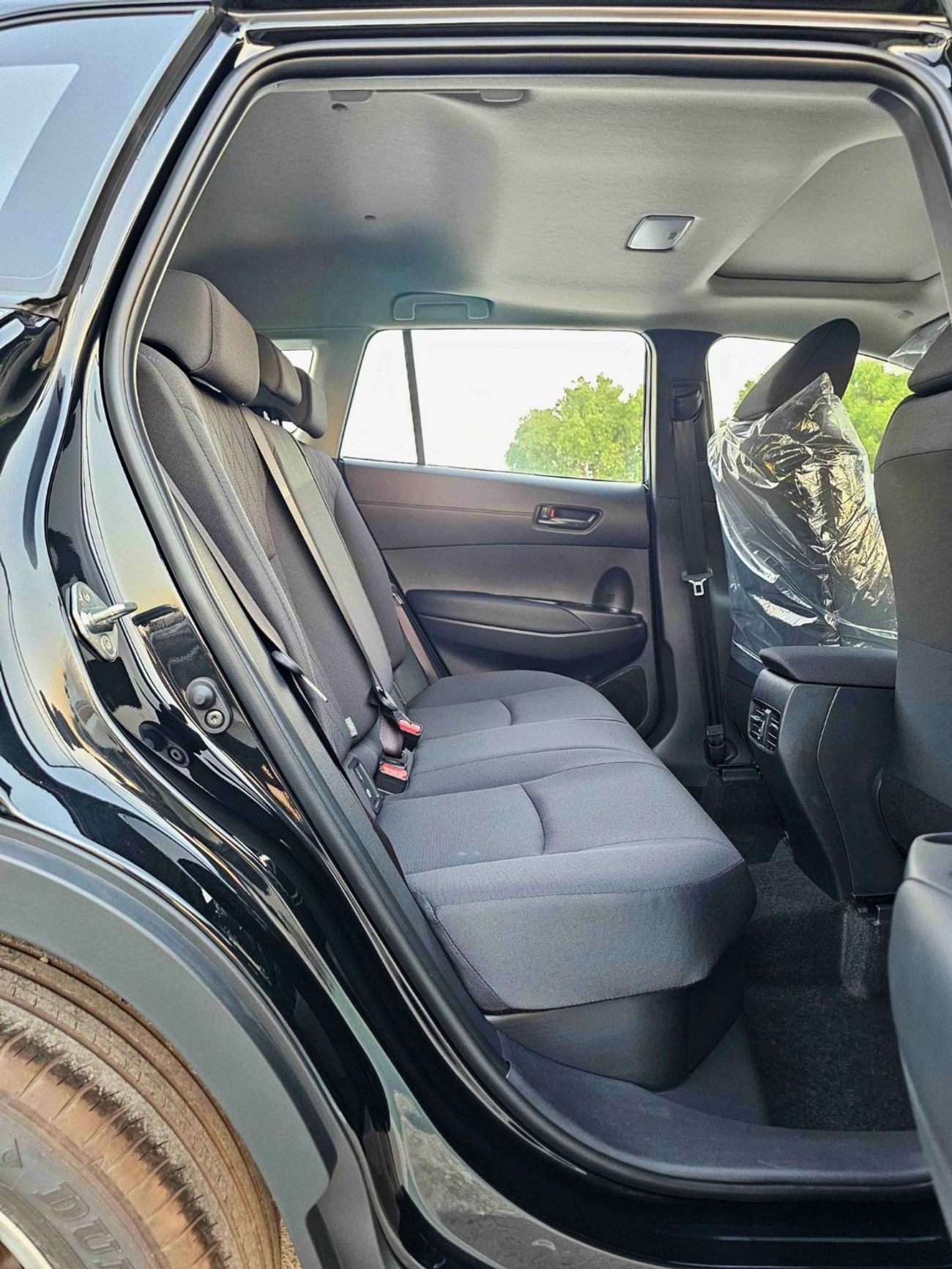 Toyota Corolla Cross HYBRID ELITE / SUNROOF / FABRIC SEATS / 2.0L V4  (CODE # CRCHC)