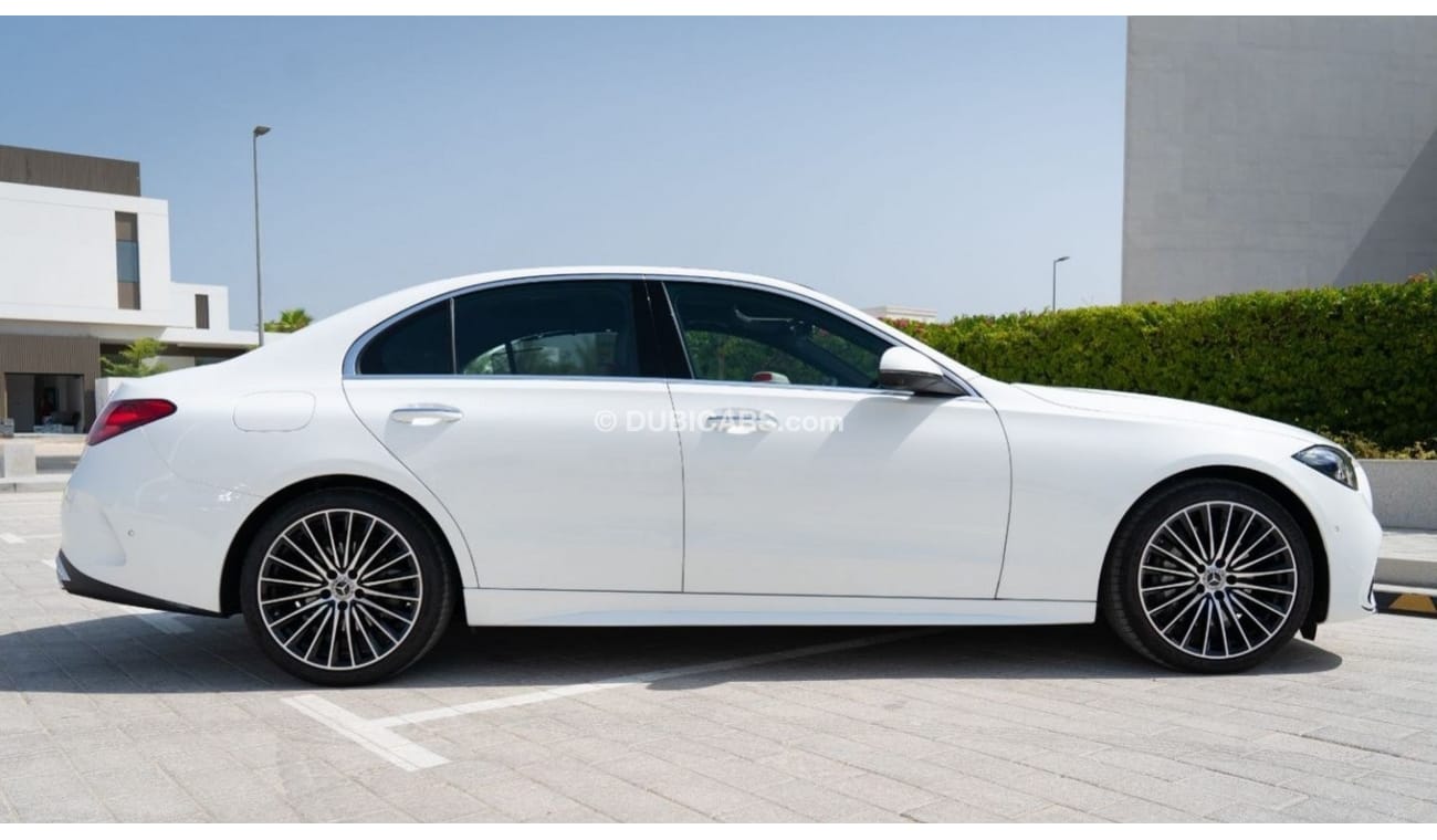 Mercedes-Benz C 200 Mercedes C200 AMG Panoramic  2023 GCC 3,000 KM 259,000 AED 5 Years Warranty