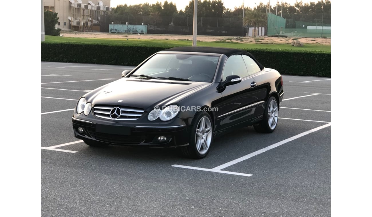 مرسيدس بنز CLK 200 موديل 2009 خليجي  حاله ممتازه جدا من الداخل والخارج مالك واحد من الوكاله