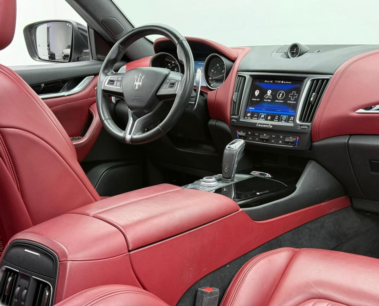 Maserati Levante S 3.0L (430 HP) 2019 Maserati Levante S Q4 ,Maserati Warranty+Service Contract+Full Service History