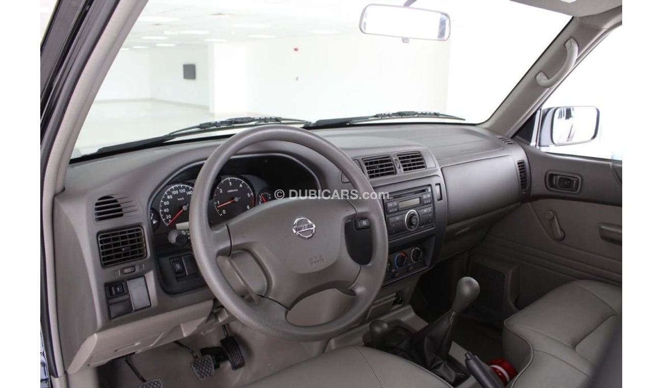 Nissan Patrol Pickup 4x4