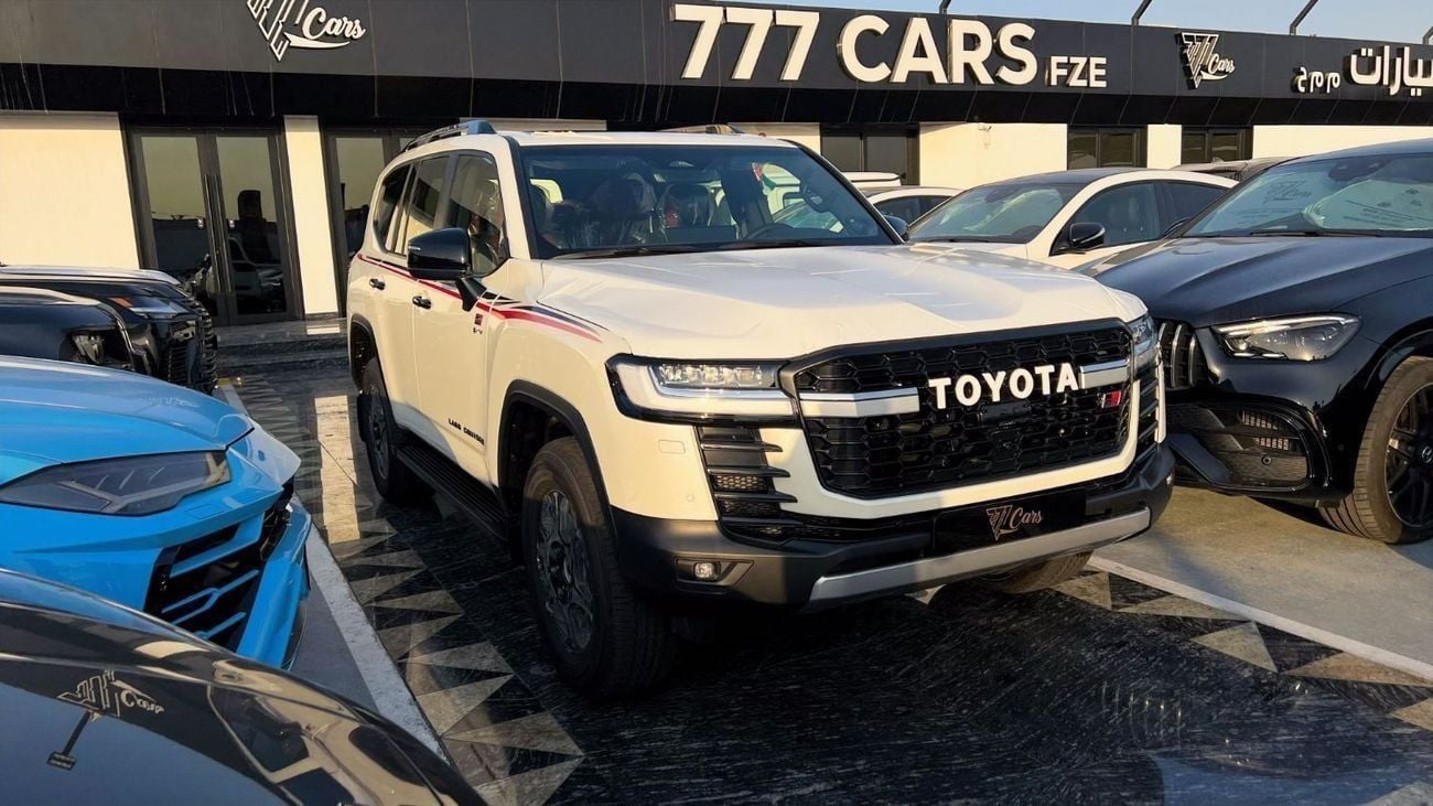 تويوتا لاند كروزر GR SPORT 3.5 HEV 2026