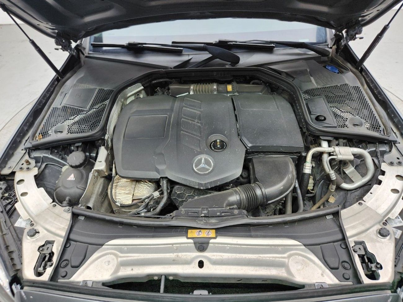 مرسيدس بنز C 220 BENZ C (D) 2.2 C220 AVANGARDE DIESEL