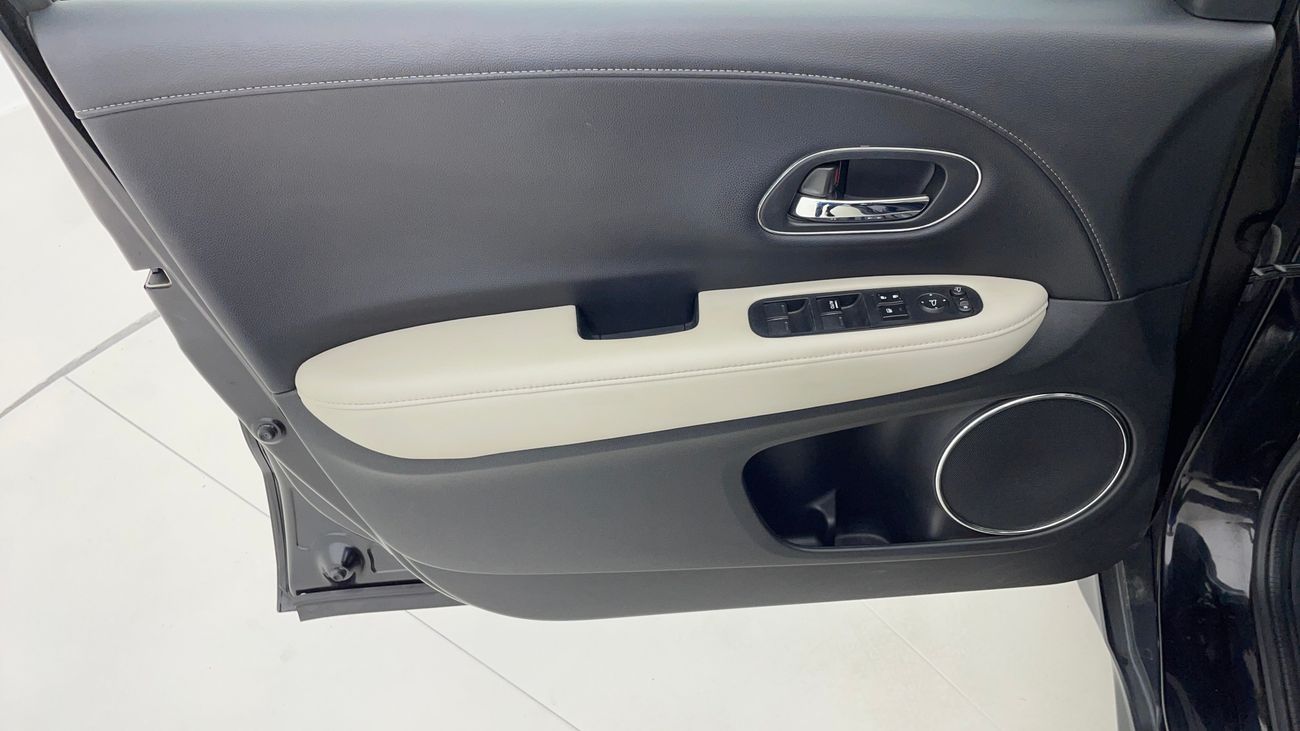 هوندا HRV EX 1.8 | بدون دفعة مقدمة | اختبار قيادة مجاني للمنزل