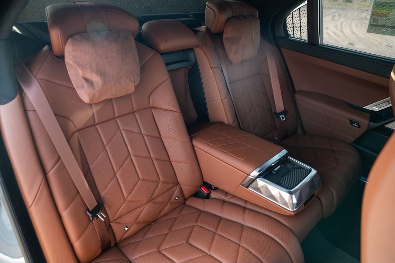 BMW 735i M SPORT INDIVIDUAL