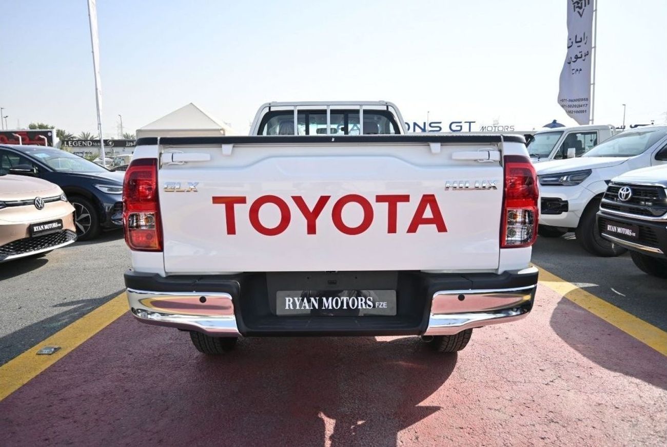 تويوتا هيلوكس تويوتا هيلوكس GLX 2.7L بنزين ، بيك أب ، دفع رباعي ، بابين ، ناقل حركة يدوي ، كابينة واحدة ، مفتاح تش