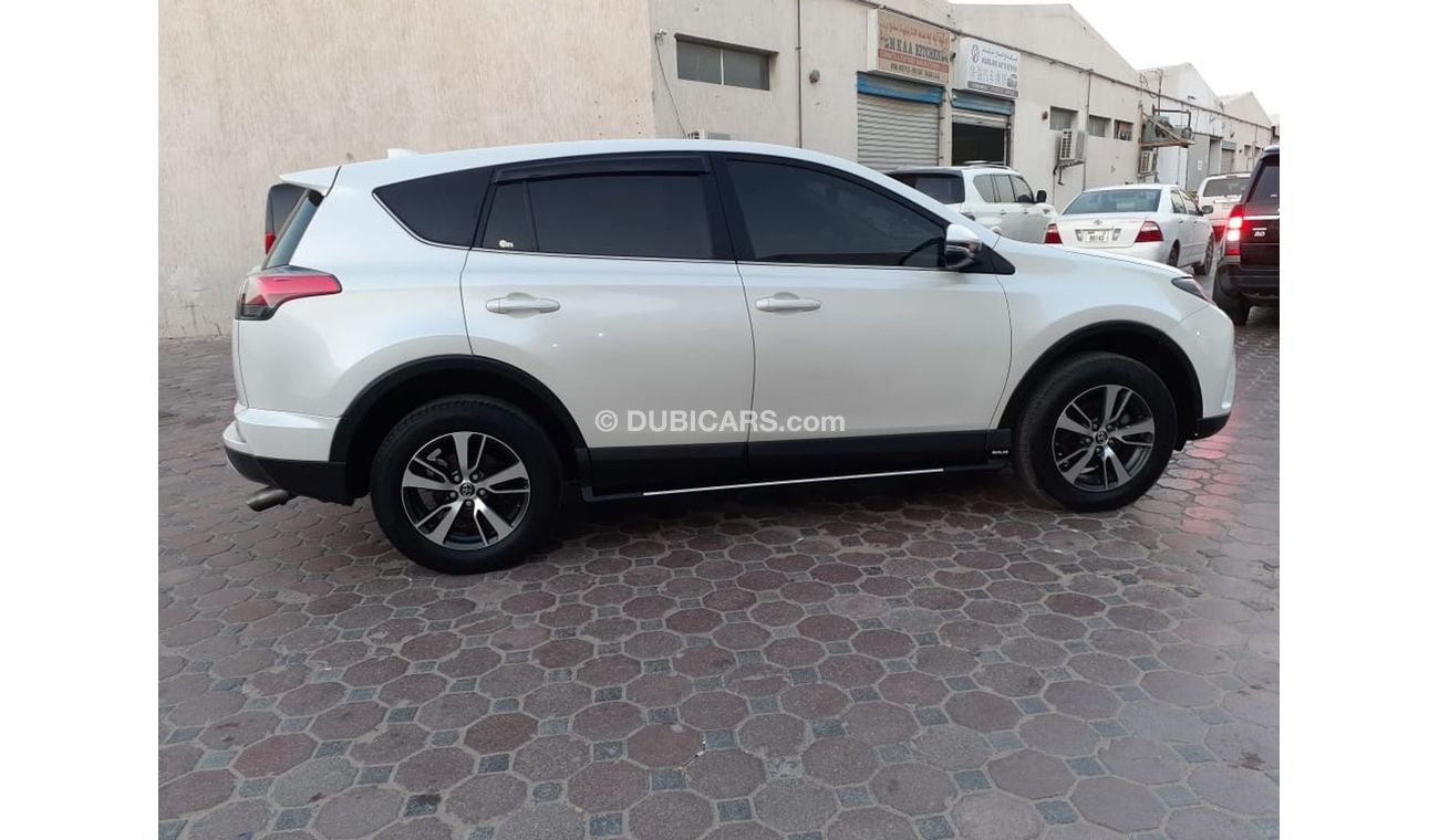 Toyota RAV4 TOYOTA RAV4 JAPANESE SPEC 2018 FULL OPTION