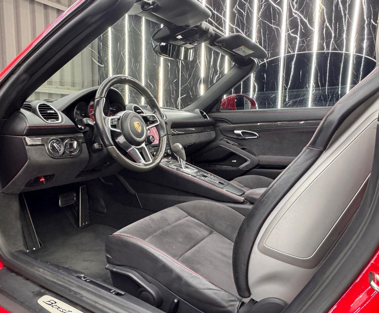 بورش بوكستر 718 GTS 2.5L 2018 Porsche 718 Boxster, Nov 2026 Porsche Warranty, Sport Chrono Package, GCC