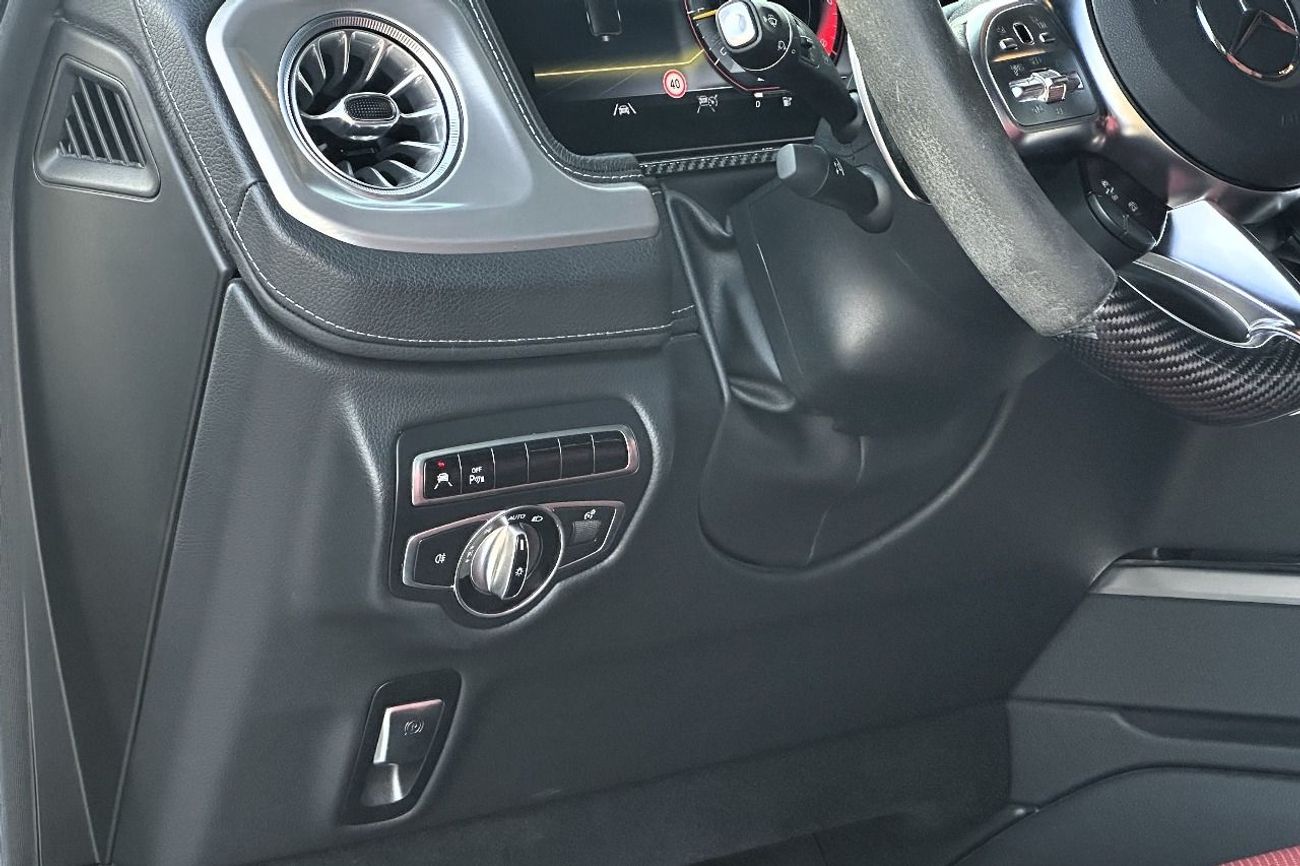 Mercedes-Benz G 63 AMG Mercedes-Benz G 63 AMG - Mercedes G63 4.0L V8 Auto Matic