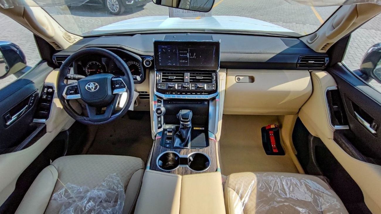 Toyota Land Cruiser VXR TOYOTA LC300 3.5L VX-R 10-AT