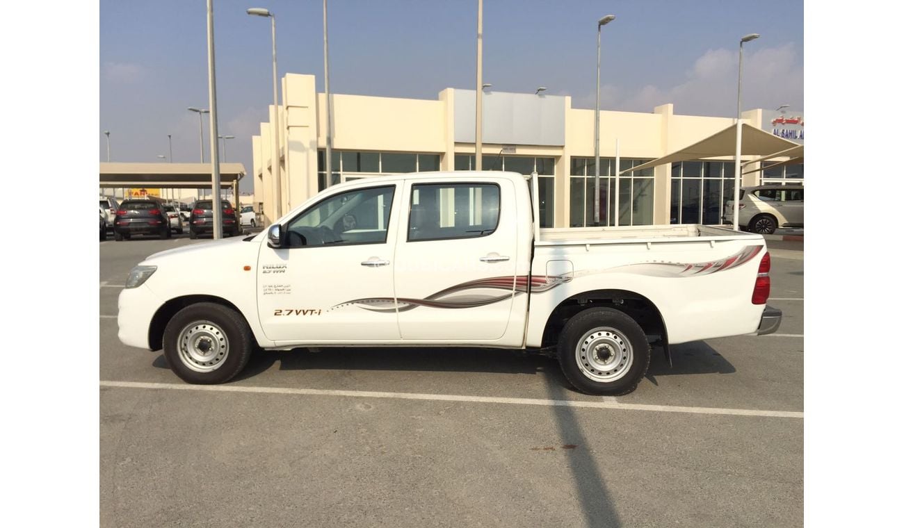 Toyota Hilux 4X2 AUTOMATIC
