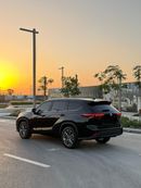 تويوتا هايلاندر LE Non Hybrid MPV LHd 2.4L V4 Turbo Petrol Engine Automatic Gear 7 Seats 5 Doors