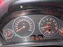 BMW 320i Std 2.0L