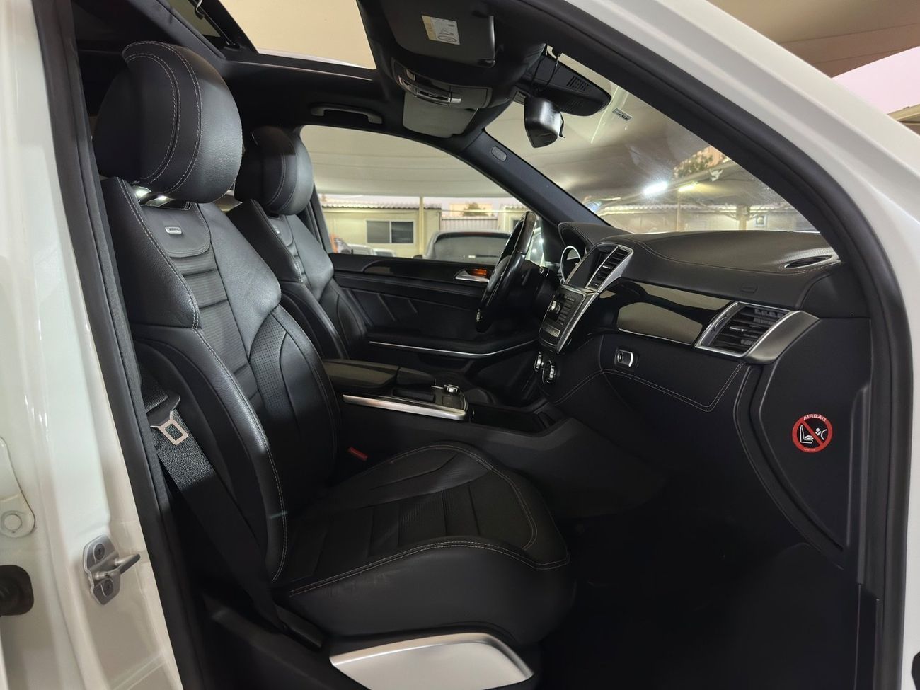 Mercedes-Benz GL 63 AMG 2014 5.5L | FULL SERVICE HISTORY | TWO KEYS | PANORAMIC ROOF | FULLY LOADED