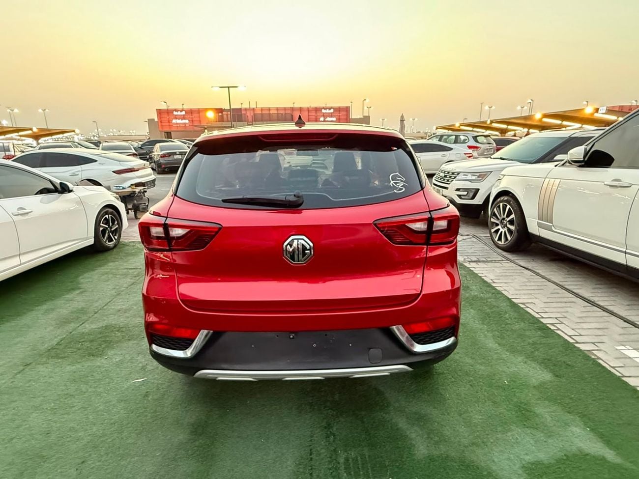 MG HS LUXURY first owner, two agency keys, 1.5 liter turbo
