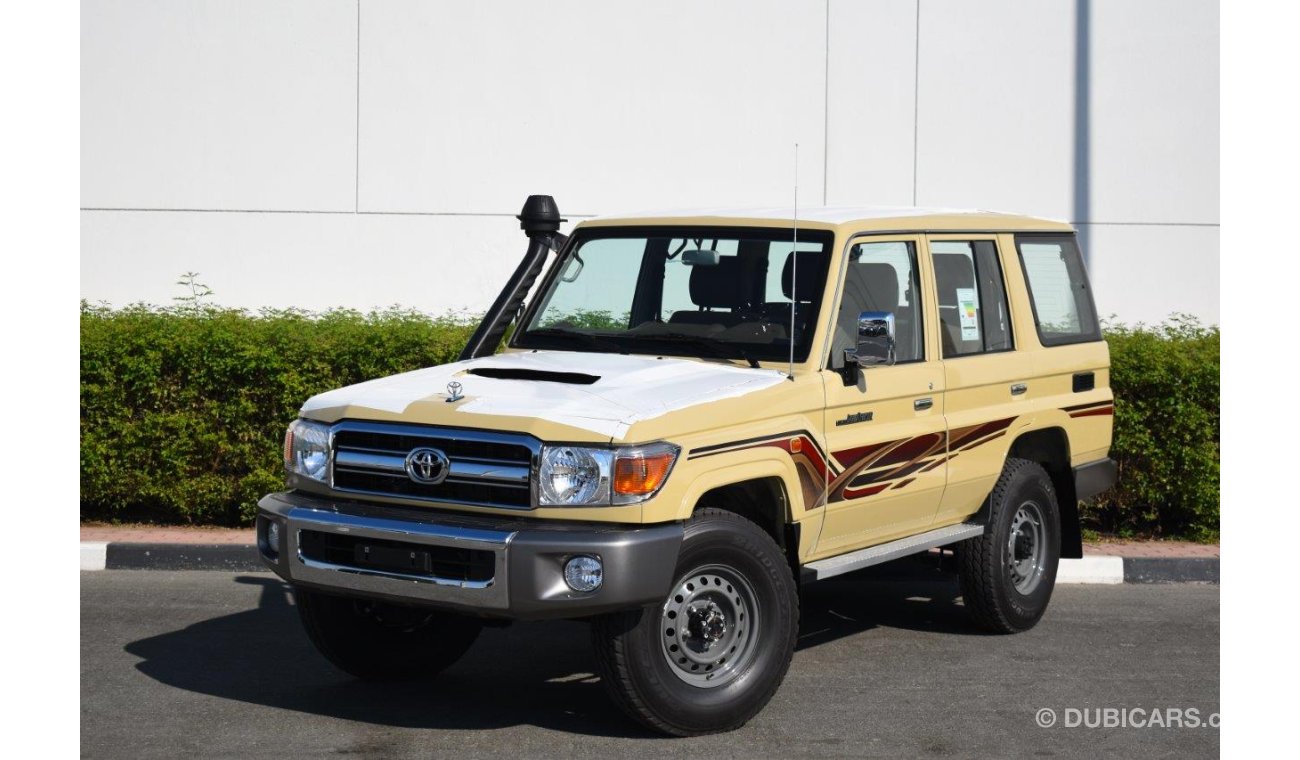 Toyota Land Cruiser Hard Top LX V8 4.5 Turbo Diesel 4WD MT