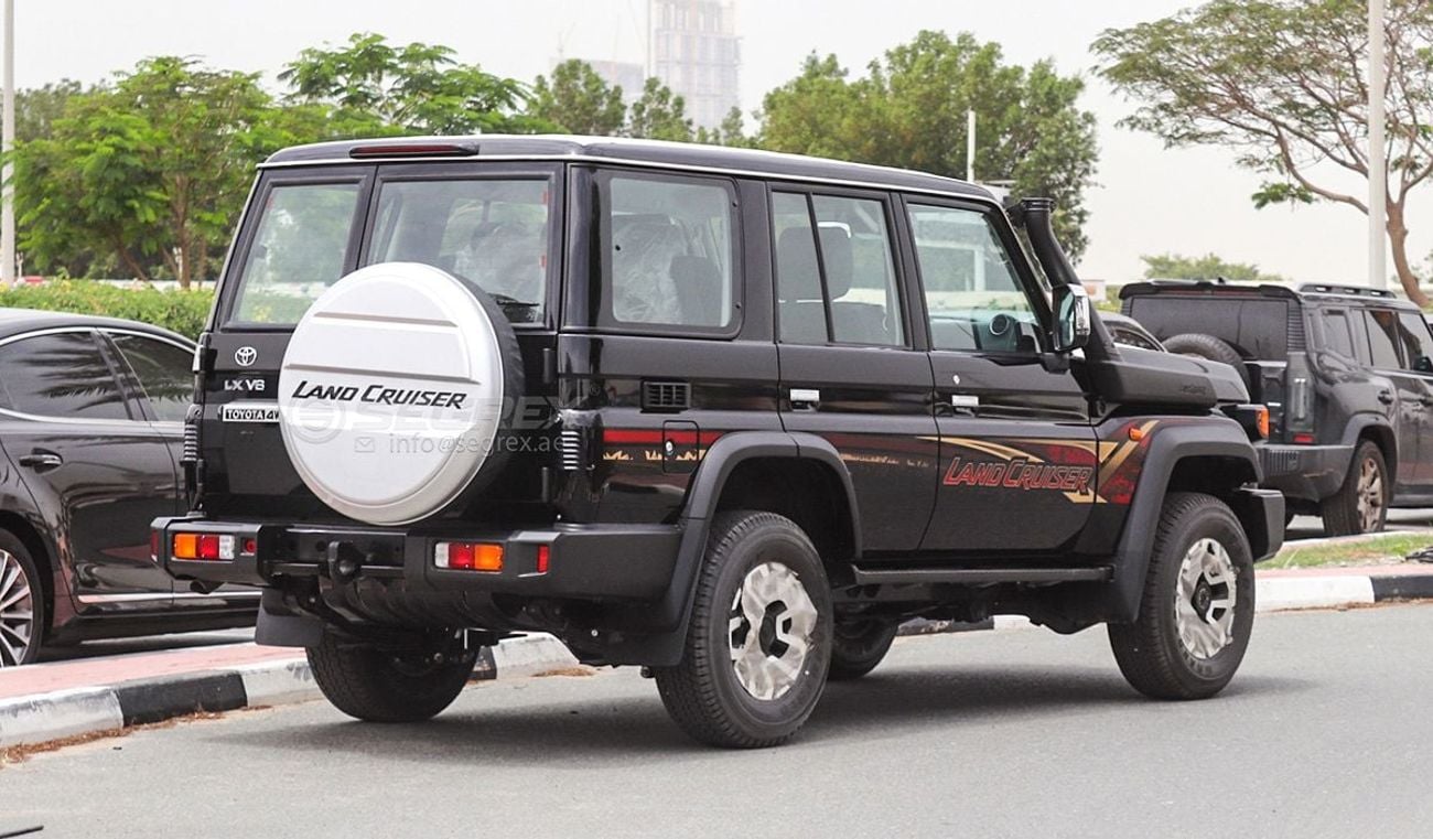 تويوتا لاند كروزر 70 Hardtop LC76 | 4.0L Petrol 4WD 6-Speed Automatic | 2026 Model | Ready for Export