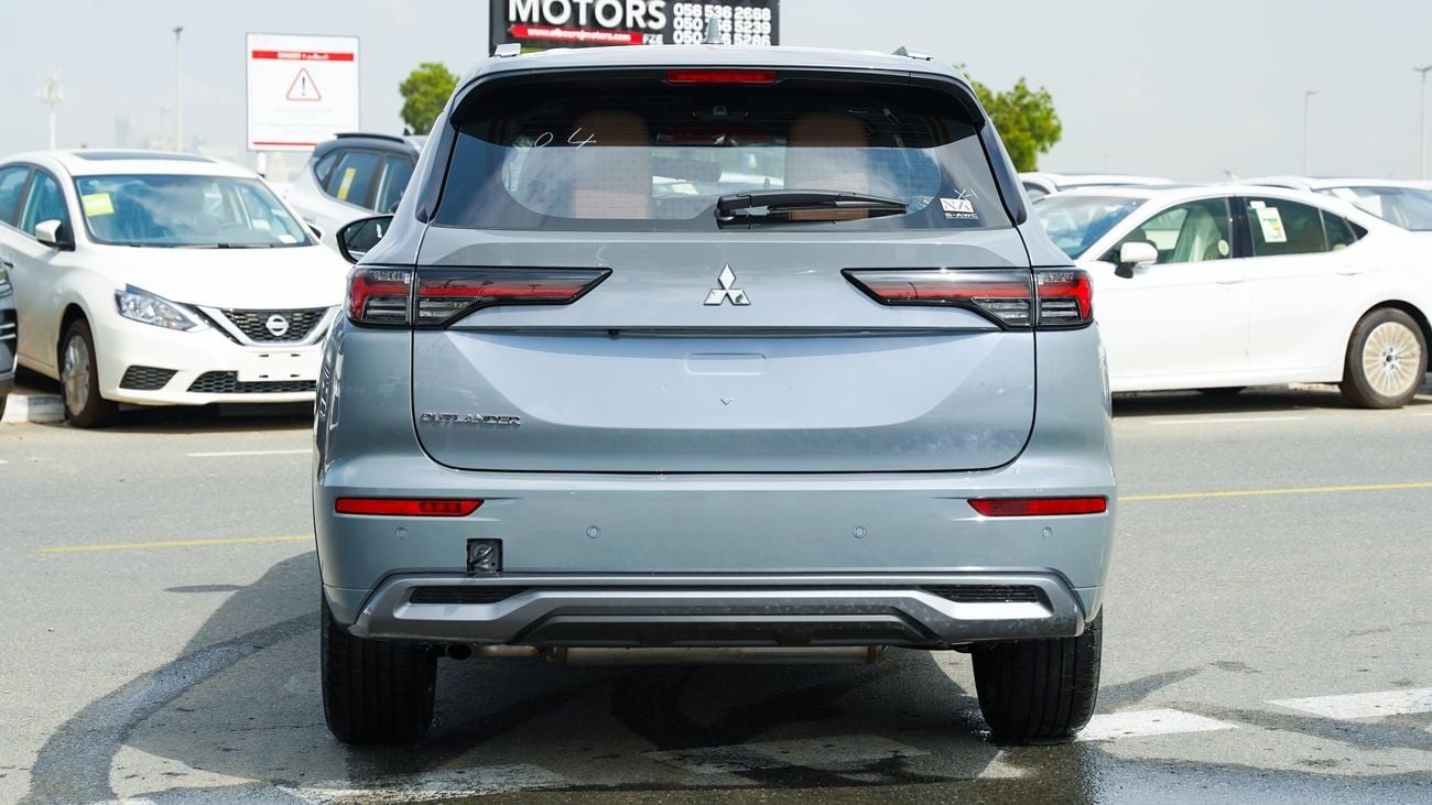 ميتسوبيشي آوتلاندر جديد كليًا 2026 ميتسوبيشي أوتلاندر بريميوم (G09)  2.5 لتر | 7 مقاعد | SUV | مواصفات الخليج | للتصدير