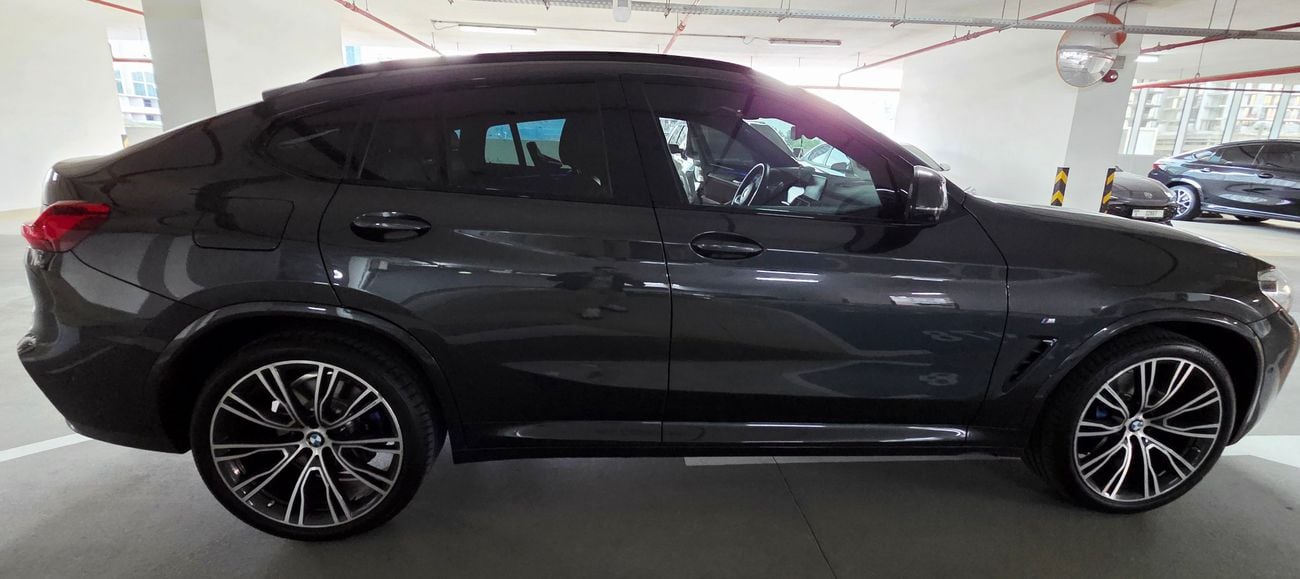 بي أم دبليو X4